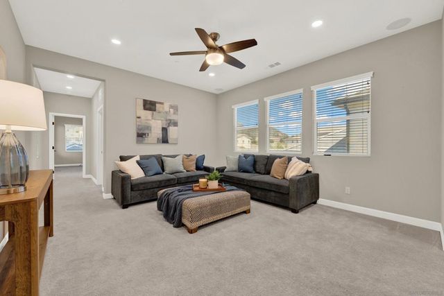 2835 Demler Dr., Escondido, CA 92029