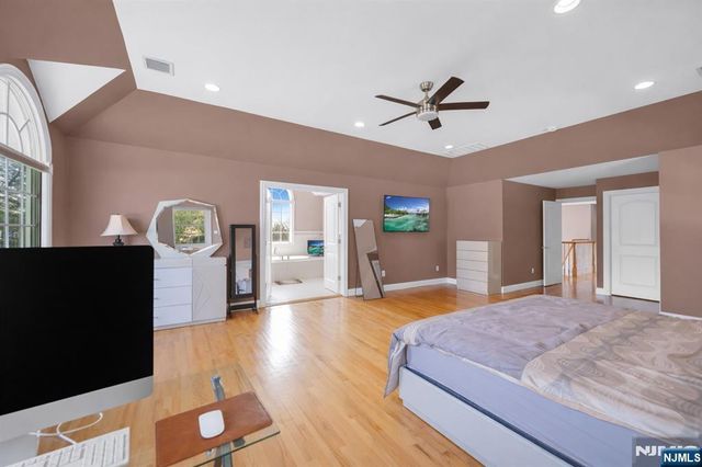 683 Victoria Avenue, Paramus, NJ 07652