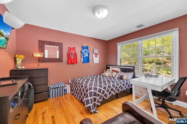 683 Victoria Avenue, Paramus, NJ 07652