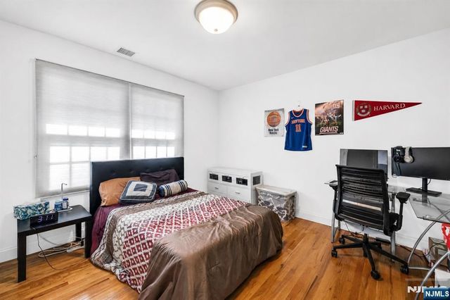 683 Victoria Avenue, Paramus, NJ 07652