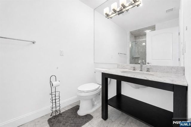 683 Victoria Avenue, Paramus, NJ 07652
