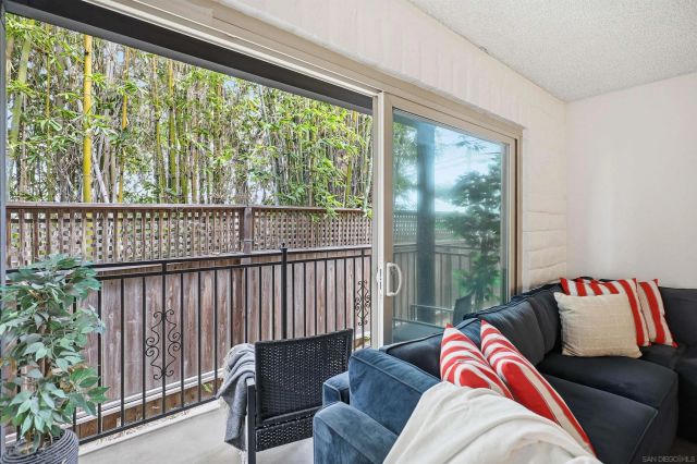 933 D Avenue, Coronado, CA 92118