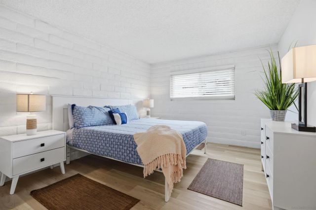 933 D Avenue, Coronado, CA 92118