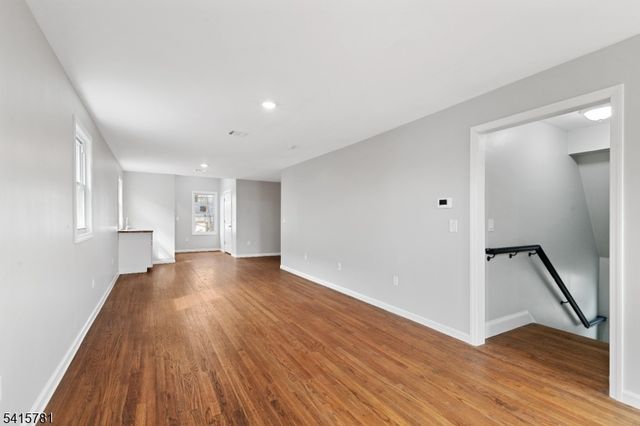 543 N Grove St, East Orange City, NJ 07017