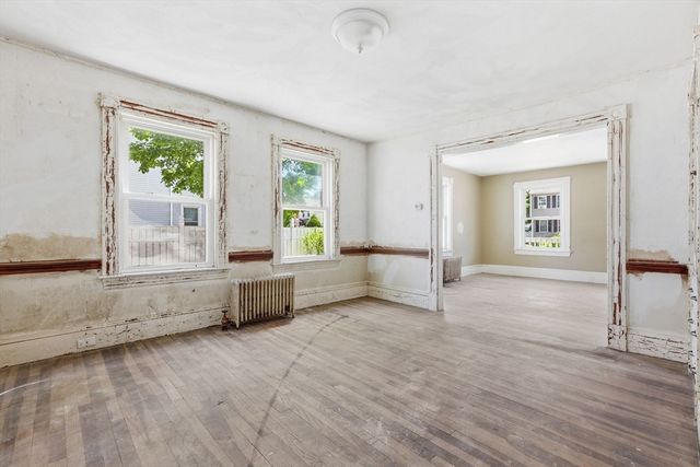 96 Union St, Holbrook, MA 02343