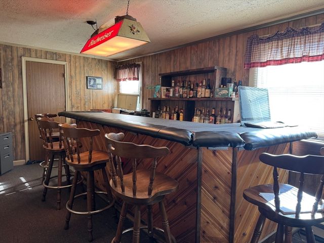 19 Rice Rd, Millbury, MA 01527