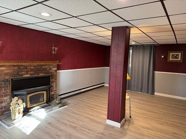 19 Rice Rd, Millbury, MA 01527