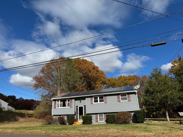 19 Rice Rd, Millbury, MA 01527