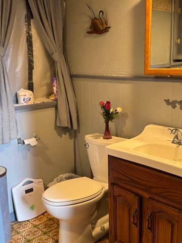 19 Rice Rd, Millbury, MA 01527