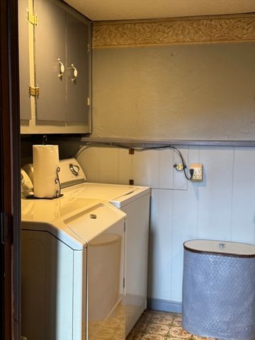 19 Rice Rd, Millbury, MA 01527