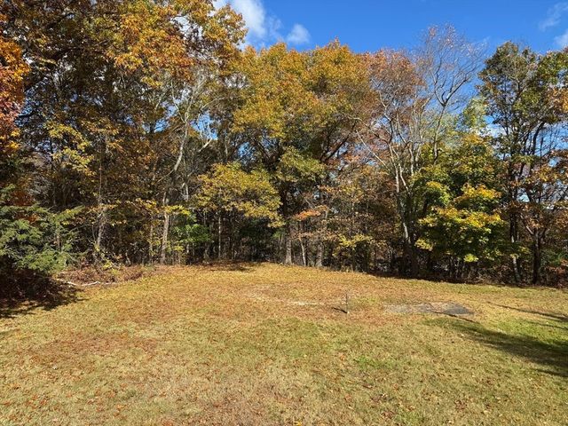 19 Rice Rd, Millbury, MA 01527