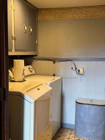 19 Rice Rd, Millbury, MA 01527