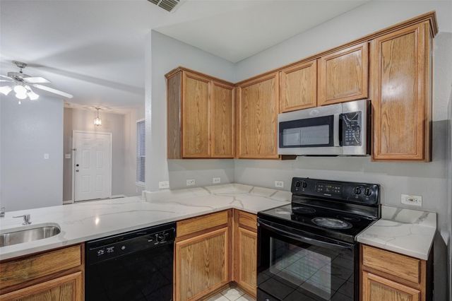 5436 Jacob Drive, Grand Prairie, TX 75052