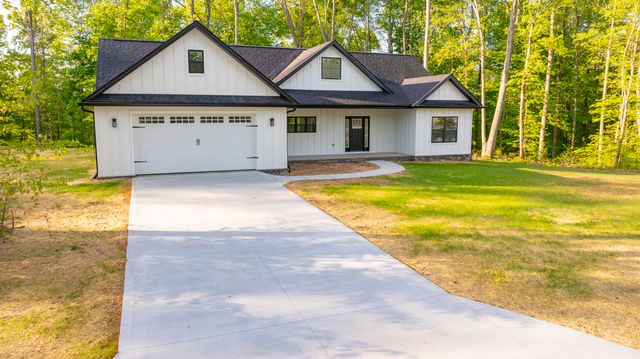 22 E Golden Island, Nancy, KY 42544