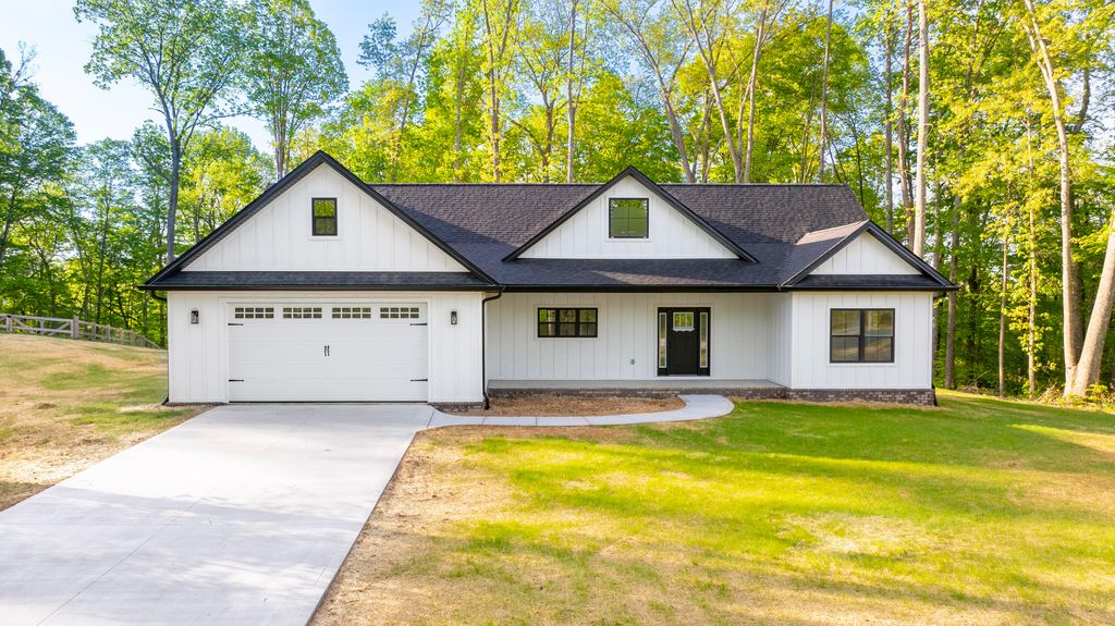 22 E Golden Island, Nancy, KY 42544