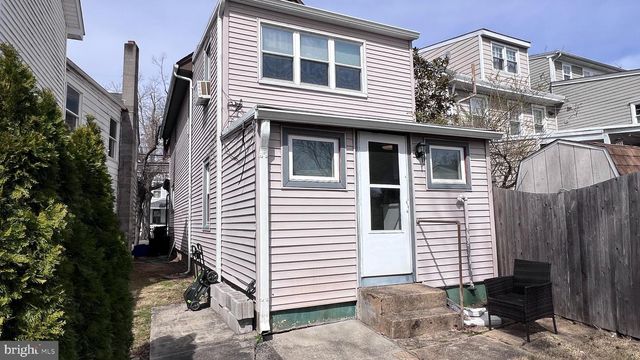 43 S MAIN ST, Allentown, NJ 08501