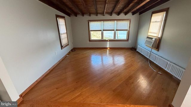 43 S MAIN ST, Allentown, NJ 08501