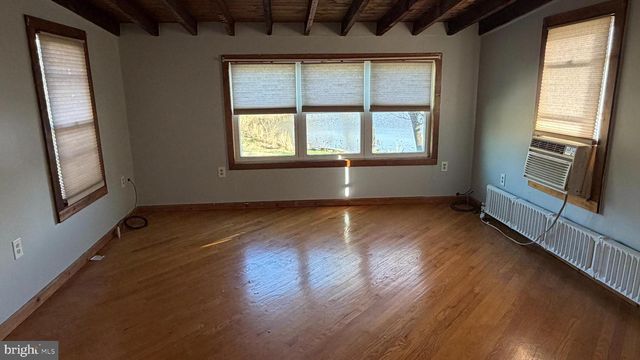 43 S MAIN ST, Allentown, NJ 08501