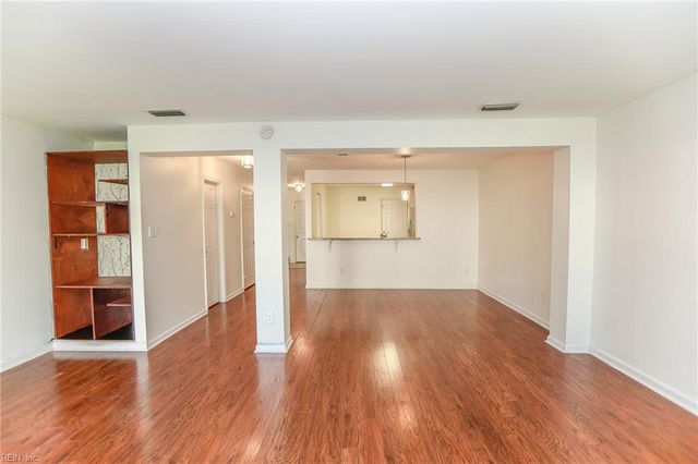 4828 Oldwick CT, Virginia Beach, VA 23462