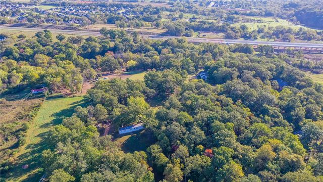 12214 Kenneth Price Road, Springdale, AR 72762