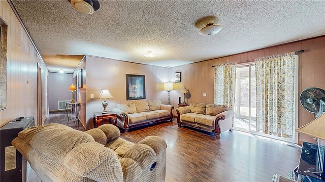 12214 Kenneth Price Road, Springdale, AR 72762