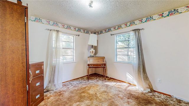 12214 Kenneth Price Road, Springdale, AR 72762