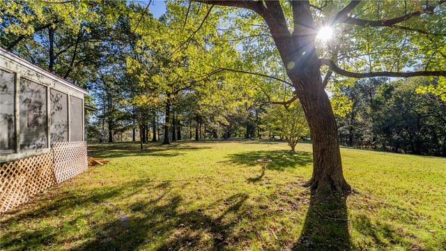 12214 Kenneth Price Road, Springdale, AR 72762