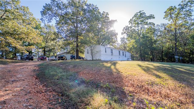 12214 Kenneth Price Road, Springdale, AR 72762