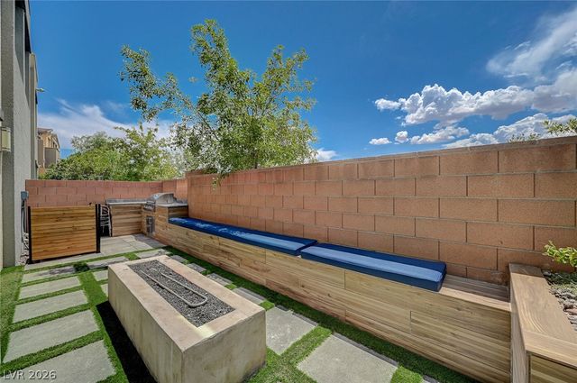 11375 Gravitation Drive, Las Vegas, NV 89135