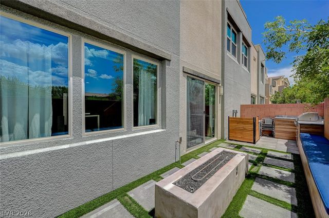 11375 Gravitation Drive, Las Vegas, NV 89135