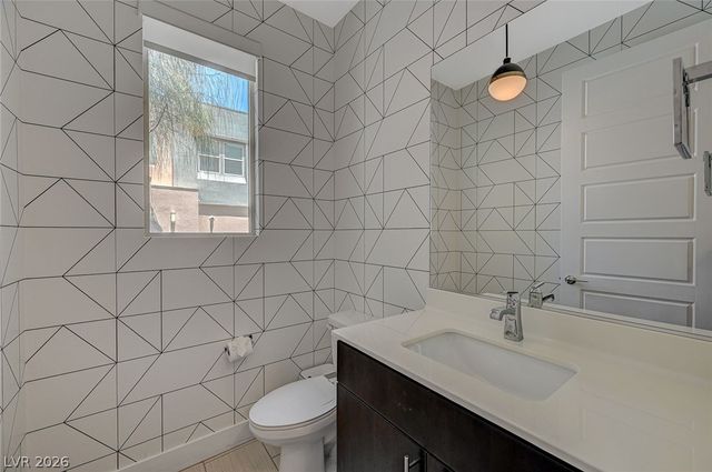 11375 Gravitation Drive, Las Vegas, NV 89135