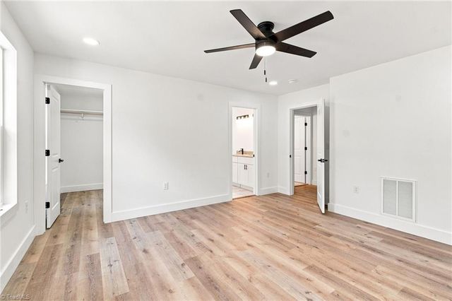 5612 Murray Road, Winston-salem, NC 27106