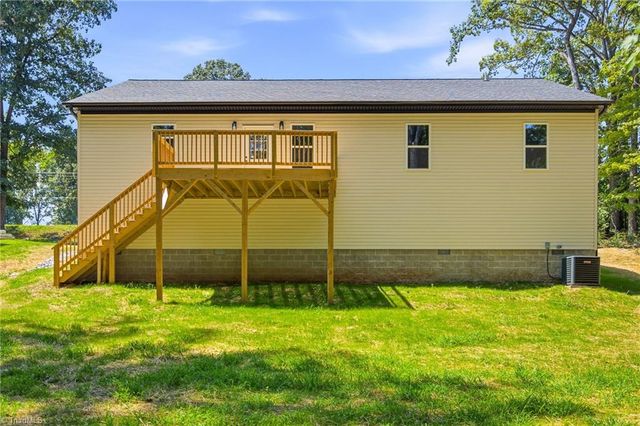 5612 Murray Road, Winston-salem, NC 27106