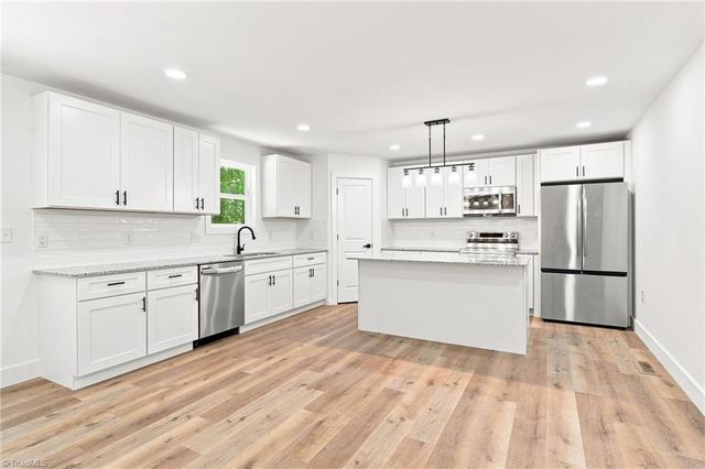 5612 Murray Road, Winston-salem, NC 27106