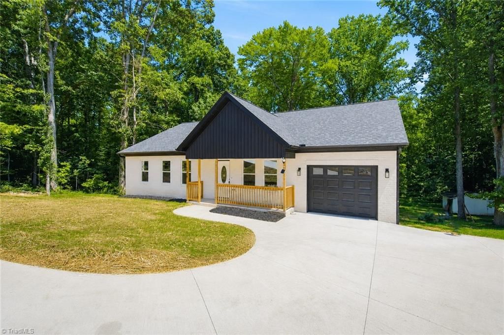 5612 Murray Road, Winston-salem, NC 27106