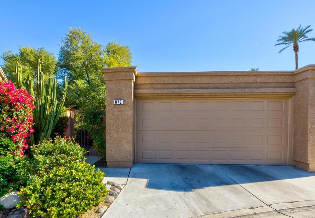 44079 Elba Court, Palm Desert, CA 92260