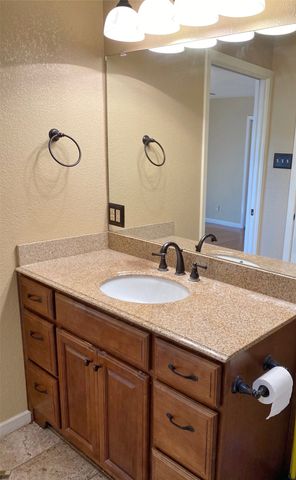 6128 Cliffside Drive, Edgecliff Village, TX 76134