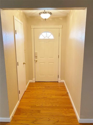 6128 Cliffside Drive, Edgecliff Village, TX 76134