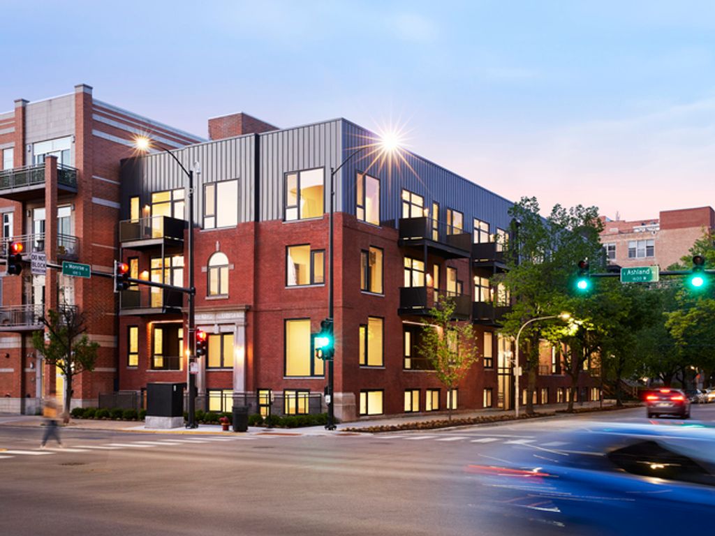 1550 W Monroe Street 306, Chicago, IL 60607