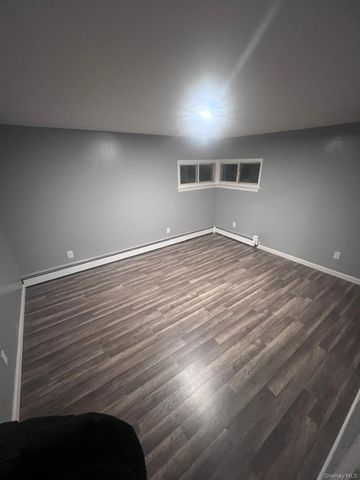 1371 Rosser Avenue, Elmont, NY 11003