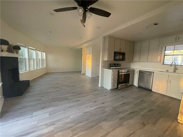 15933 Goliad Loop, Other, TX 76502