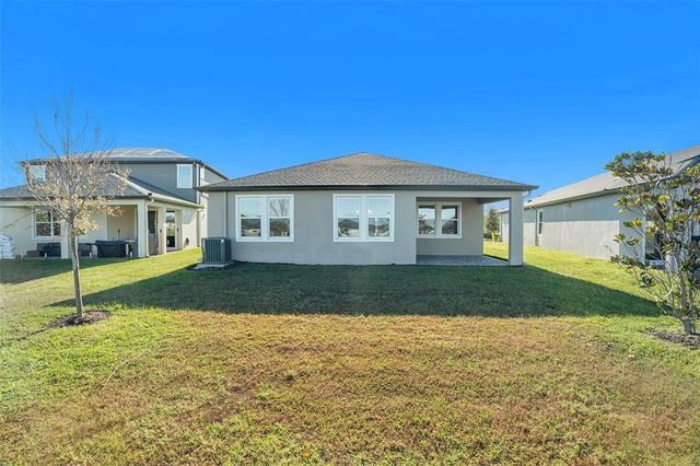 7122 HERON WALK LANE, Wesley Chapel, FL 33545