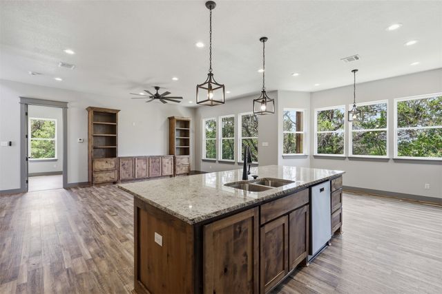9117 Old Wagon Trail, Rio Vista, TX 76093