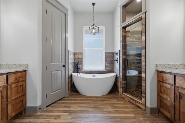 9117 Old Wagon Trail, Rio Vista, TX 76093