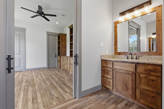 9117 Old Wagon Trail, Rio Vista, TX 76093