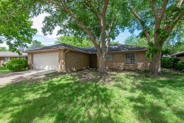 3107 Arkansas Circle, Sherman, TX 75090