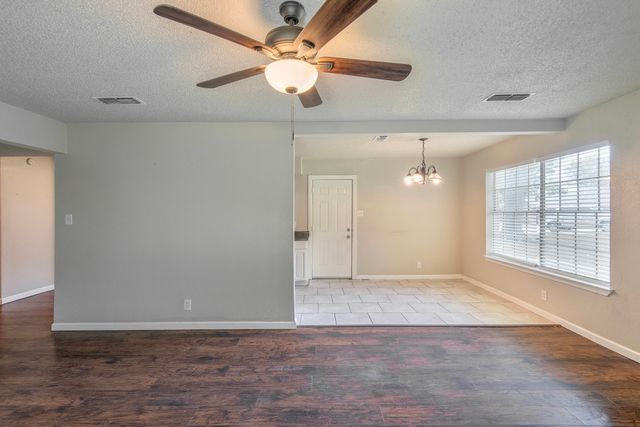 3107 Arkansas Circle, Sherman, TX 75090