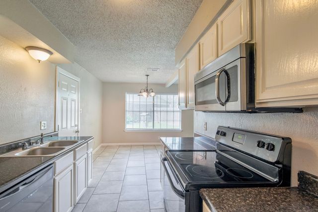 3107 Arkansas Circle, Sherman, TX 75090