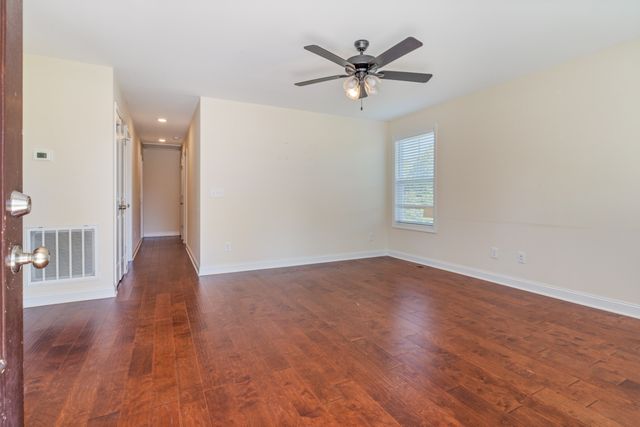 2305 Highway 47, E, Dickson, TN 37055