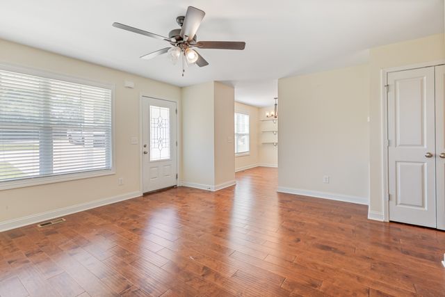 2305 Highway 47, E, Dickson, TN 37055